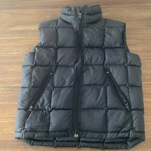 Cablla’s boys medium puffer black vest